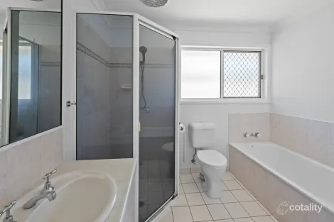 Property photo of 18 Avocado Court Beaconsfield QLD 4740