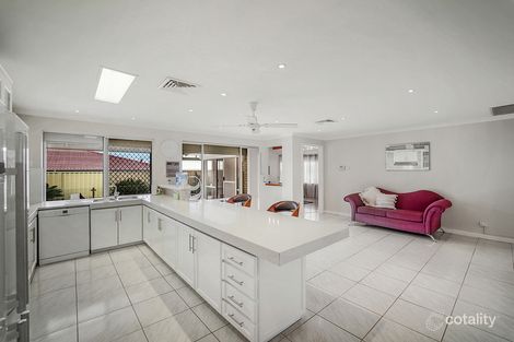 Property photo of 19 Heatherlea Parkway Leeming WA 6149