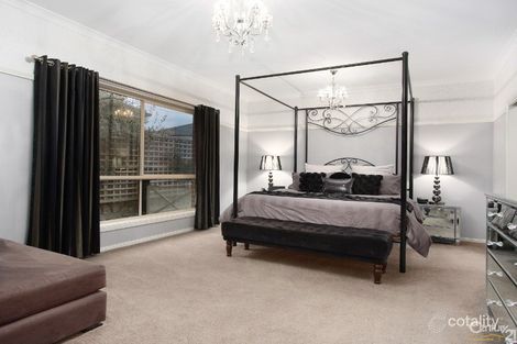 Property photo of 1 Carrington Drive Pakenham VIC 3810