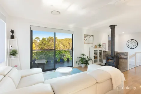 Property photo of 71 Surf Circle Tura Beach NSW 2548