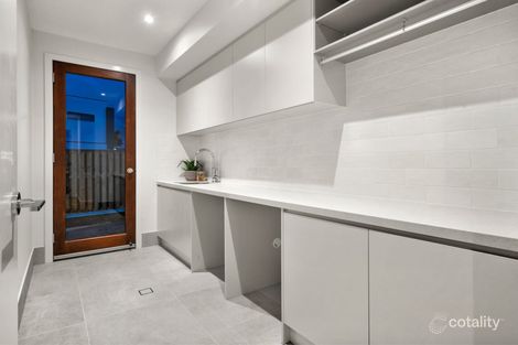 Property photo of 24 Turnberry Way Brookwater QLD 4300