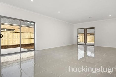 Property photo of 2 Alixia Place Brookfield VIC 3338