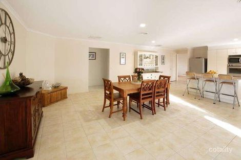 Property photo of 19 Timele Drive Hillside VIC 3037