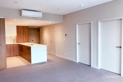 Property photo of LV24/18 Footbridge Boulevard Wentworth Point NSW 2127