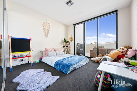 Property photo of 7 Belsay Chase Chirnside Park VIC 3116