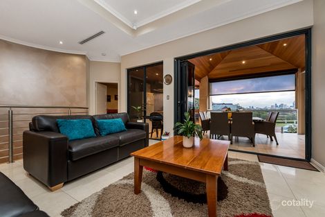 Property photo of 15 Stableford Court Maylands WA 6051