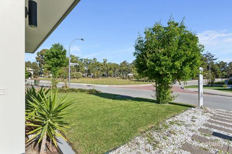 Property photo of 29 Pitsford Chase Aveley WA 6069