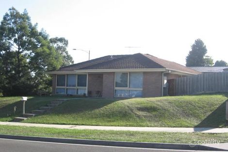 Property photo of 12 Zachary Hicks Crescent Endeavour Hills VIC 3802