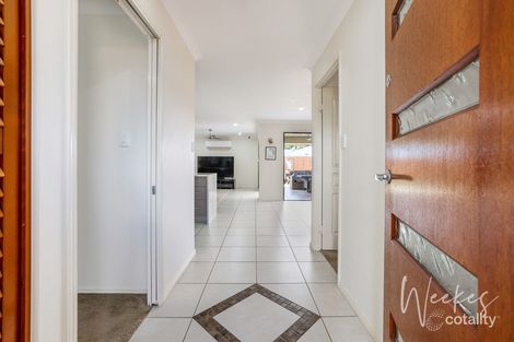 Property photo of 28 Greathead Road Ashfield QLD 4670