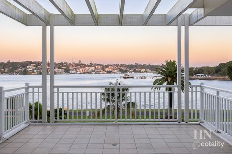 Property photo of 32/57 Peninsula Drive Breakfast Point NSW 2137