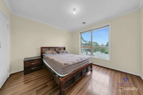 Property photo of 21A Runcorn Crescent Deer Park VIC 3023