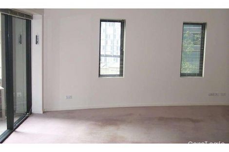 Property photo of 98/1 Riverside Quay Southbank VIC 3006