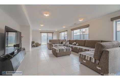 Property photo of 26 Bluebird Way Roxburgh Park VIC 3064