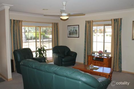 Property photo of 18 Wattle Drive Heathcote VIC 3523