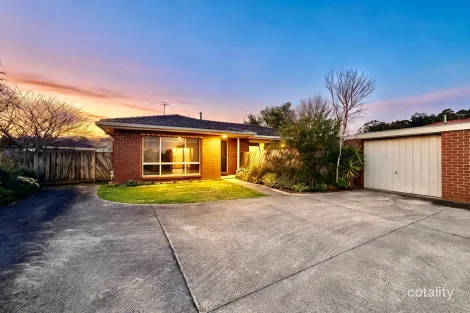 2/16 Cross St, Trafalgar, VIC 3824
