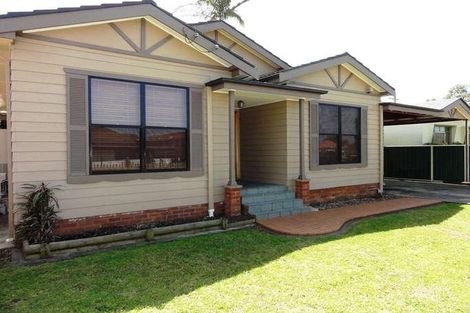 4 The Avenue, Bellambi, NSW 2518