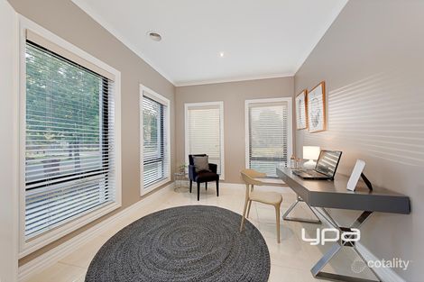 Property photo of 16 The Garlands Craigieburn VIC 3064