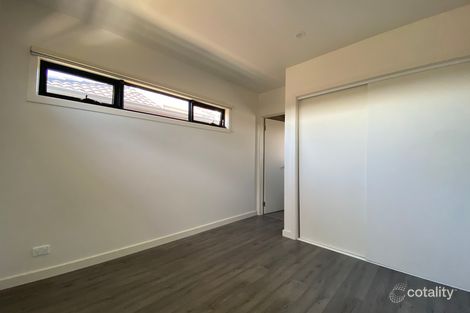 Property photo of 2/20 Summerhill Road Reservoir VIC 3073