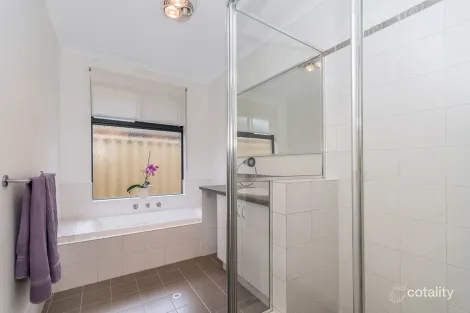 Property photo of 3 Carnaby Way Harrisdale WA 6112