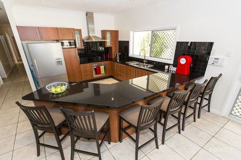 Property photo of 3 Eliana Boulevard Breakaway QLD 4825