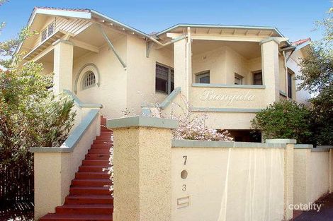 Property photo of 4/7 Ormond Esplanade Elwood VIC 3184