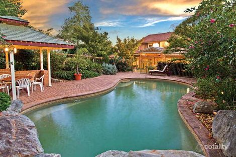 15 Amberwood Pl, Castle Hill, NSW 2154