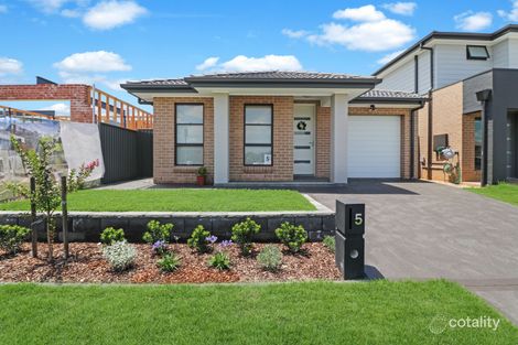 5 Calotis Cres, Denham Court, NSW 2565