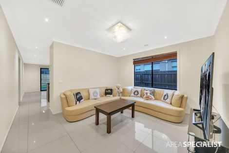 Property photo of 16 Kirwan Drive Cranbourne East VIC 3977
