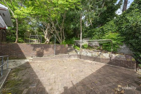 Property photo of 32 Ara Crescent Narraweena NSW 2099