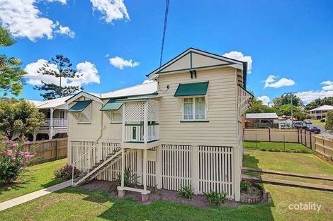 207 Bennetts Rd, Norman Park, QLD 4170