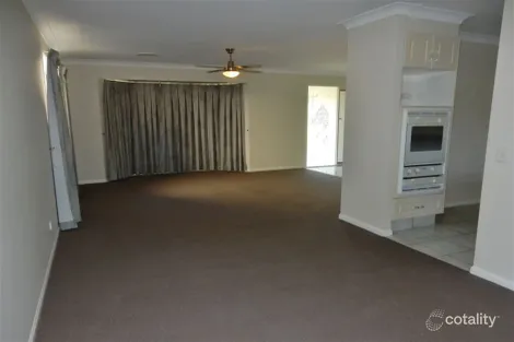 Property photo of 14 Marlock Close Bridgeman Downs QLD 4035