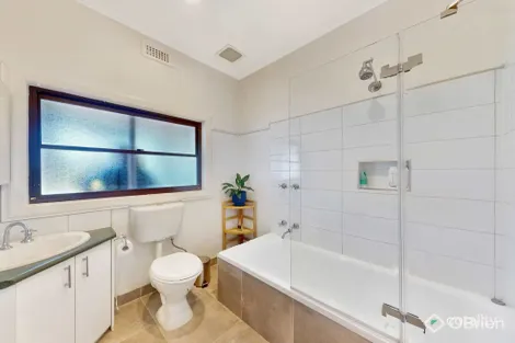 Property photo of 8 Sybella Avenue Koo Wee Rup VIC 3981
