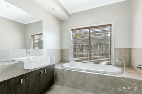 Property photo of 9 Baltic Grove Epping VIC 3076