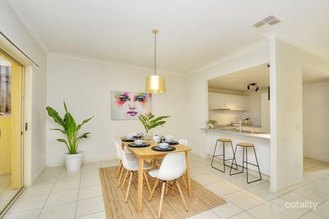 3/2 Mauritius Ct, Varsity Lakes, QLD 4227