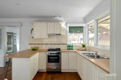 Property photo of 6 First Avenue Hoppers Crossing VIC 3029