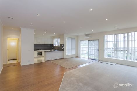 Property photo of 2/6 Averne Street Cranbourne VIC 3977