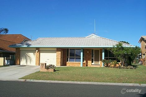 30 The Peninsula, Yamba, NSW 2464