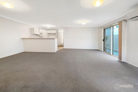 Property photo of 2/25 Abalone Avenue Paradise Point QLD 4216