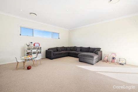 Property photo of 30 Discovery Drive Yass NSW 2582