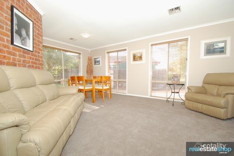 Property photo of 27 Sid Barnes Crescent Gordon ACT 2906