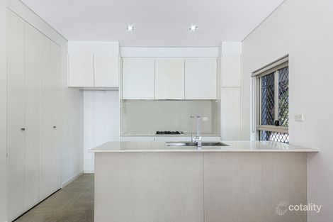 Property photo of 1/2-4 Gubbuteh Road Little Bay NSW 2036