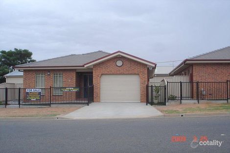 2b Charles St, Narrandera, NSW 2700