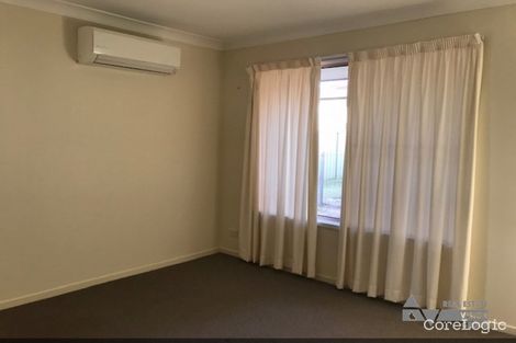 Property photo of 3 Sharlyn Crescent Emerald QLD 4720