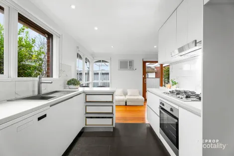 Property photo of 44 Gillespie Road St Albans VIC 3021