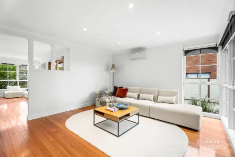 Property photo of 44 Gillespie Road St Albans VIC 3021