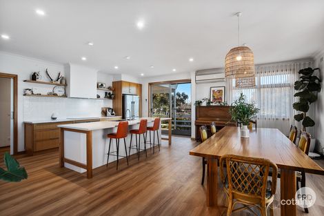 Property photo of 14 Molesworth Road Kangaroo Flat VIC 3555
