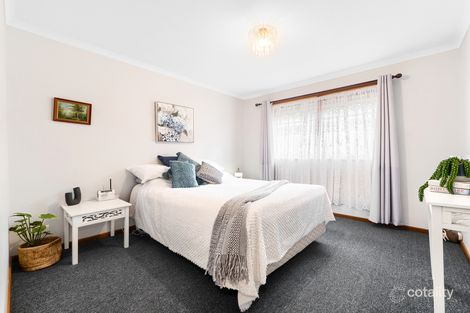 Property photo of 8 Rialto Avenue Cranbourne North VIC 3977