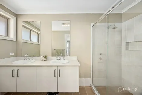 Property photo of 230 Johns Road Wadalba NSW 2259