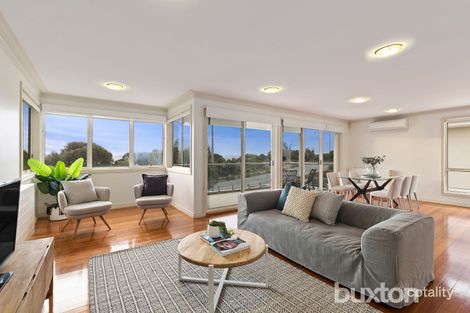 Property photo of 211 Beach Road Black Rock VIC 3193
