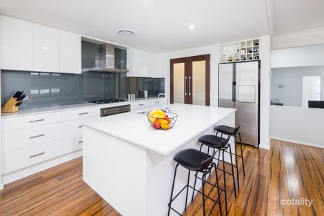 Property photo of 16 Boyne Crescent Cameron Park NSW 2285